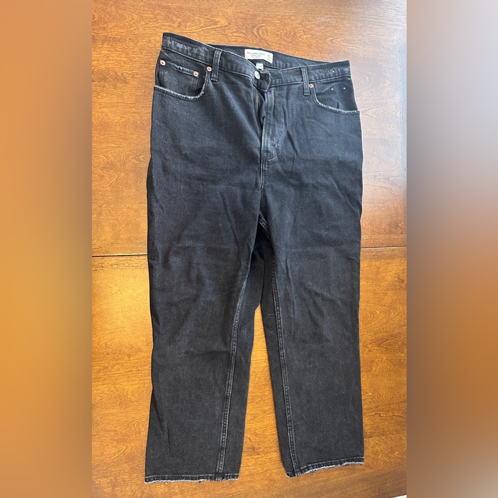 Abercrombie & Fitch Women's Black High Rise Jeans-ankle straight ultra high rise